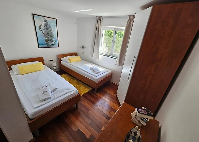 Molnar Sergej Resort