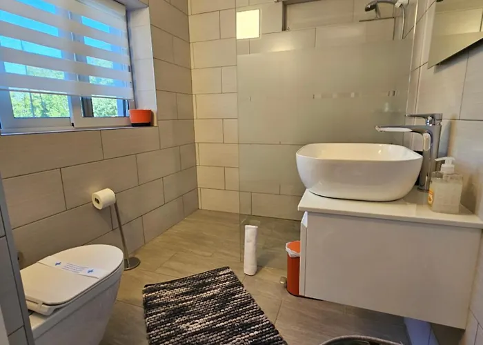 Molnar Sergej Resort *